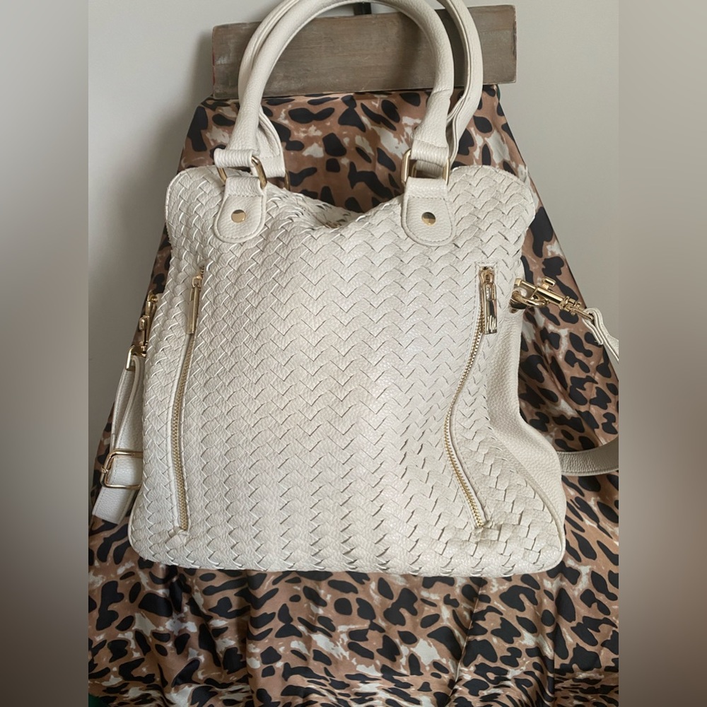 Neiman Marcus white leather weaved bag